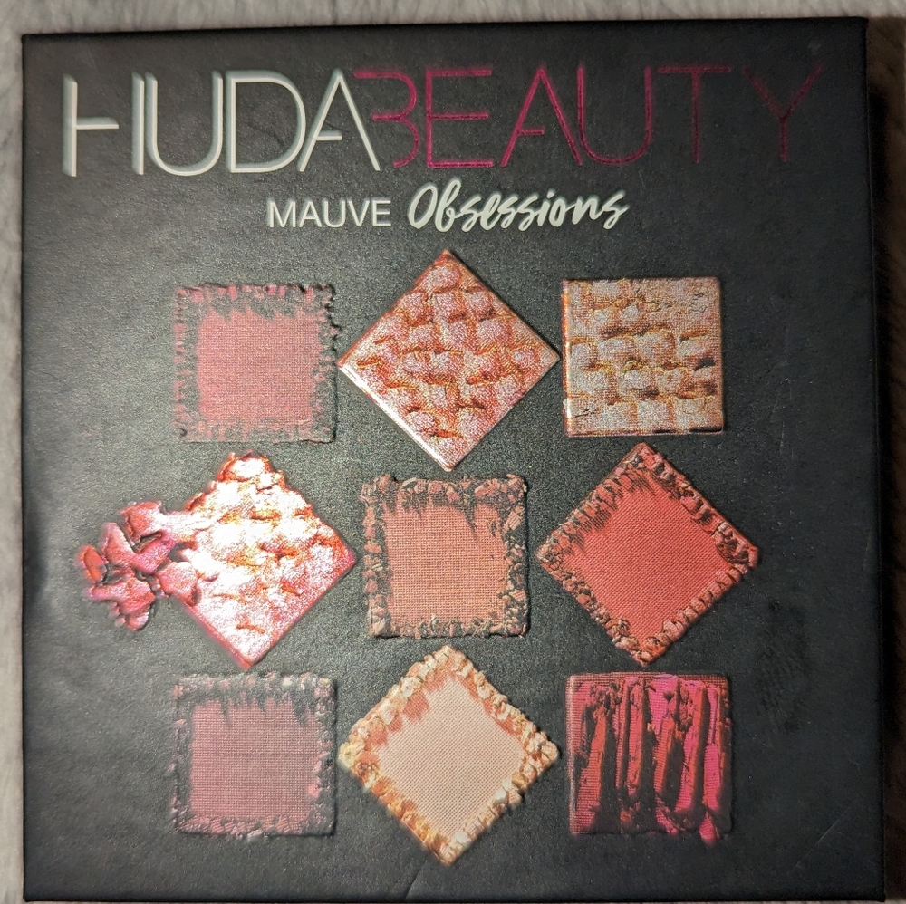 Huda Beauty "Mauve Obsessions" "Golden Sands" duo